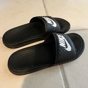 Nike slides